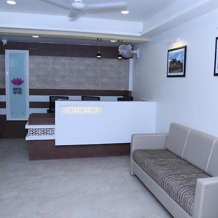 Hotel Lotus Chandrapur Ngoại thất bức ảnh
