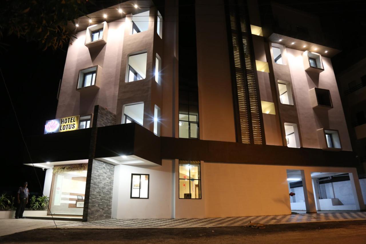 Hotel Lotus Chandrapur Ngoại thất bức ảnh