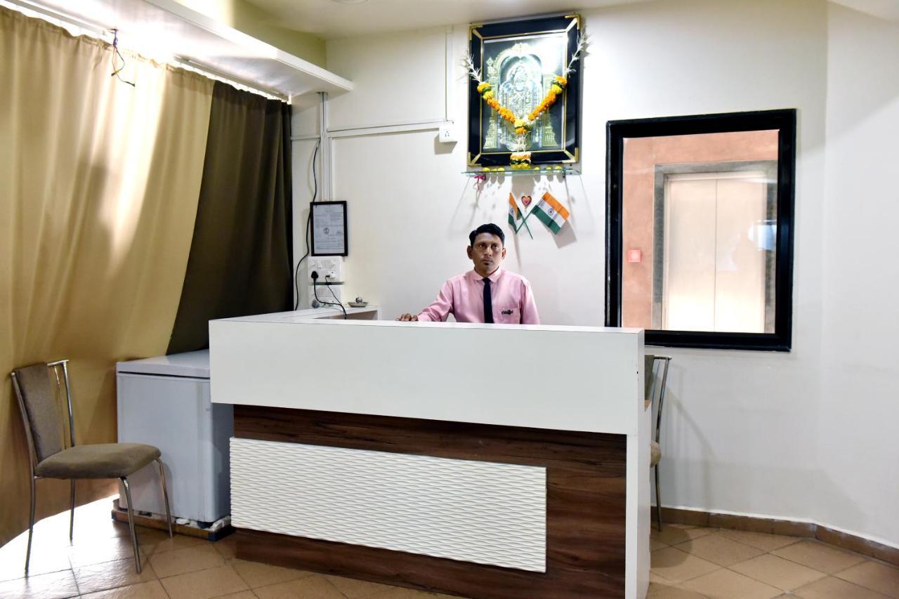 Hotel Lotus Chandrapur Ngoại thất bức ảnh