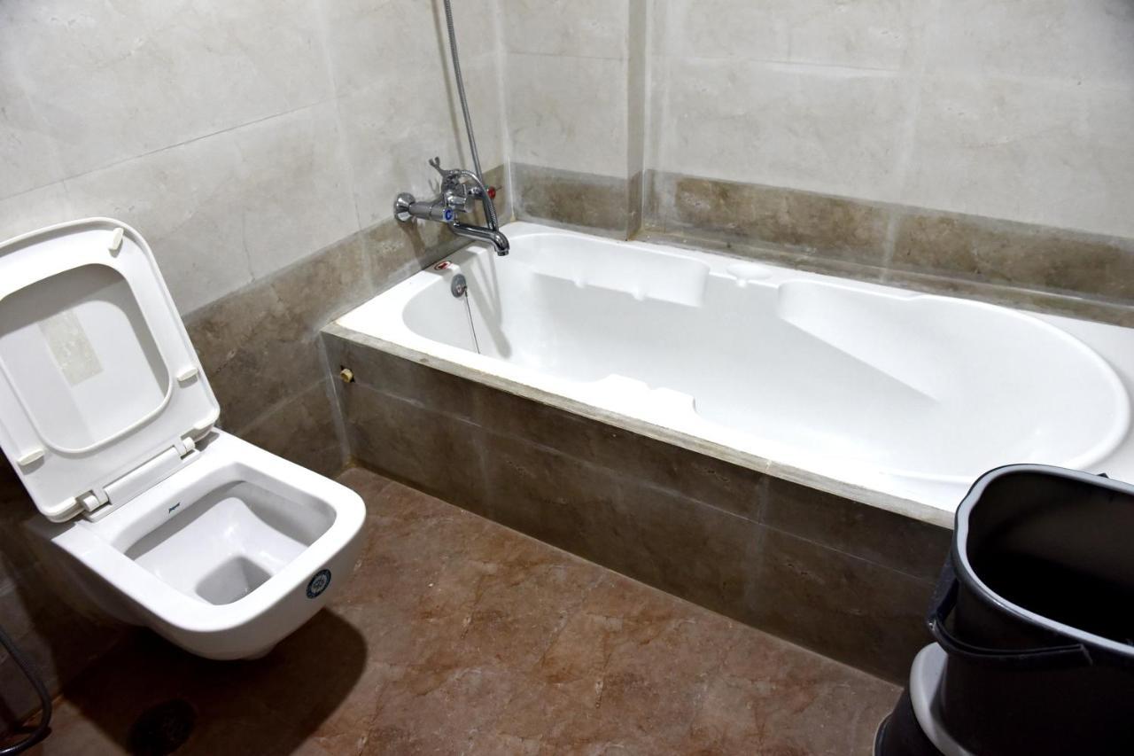 Hotel Lotus Chandrapur Ngoại thất bức ảnh