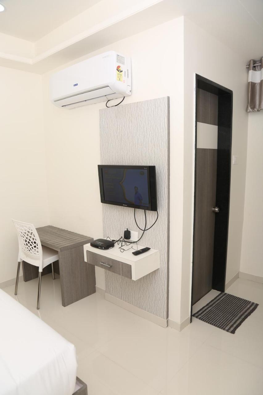 Hotel Lotus Chandrapur Ngoại thất bức ảnh